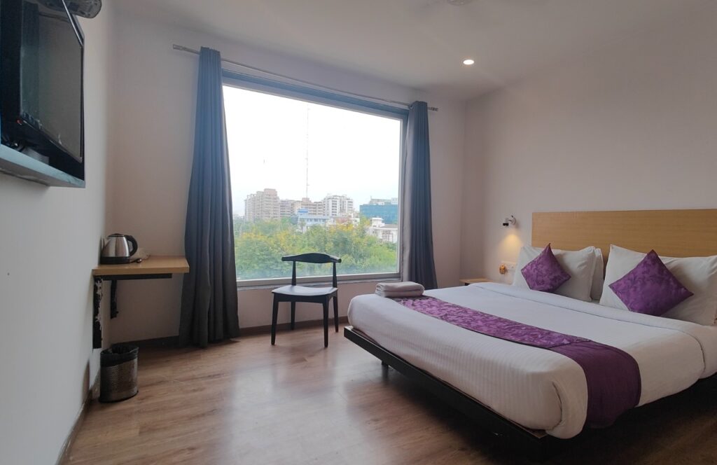Mavens Orange Hotel Sector 52 Gurgaon